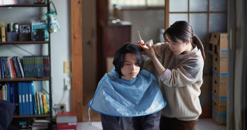 上白石萌音印象最深刻的戲，就是剪掉松村北斗留了半年的真髮。（圖／天馬行空提供）