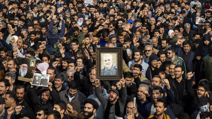 Auslöser der neuen Eskalation war ein tödlicher US-Drohnenangriff auf den iranischen General Ghassem Soleimani. Zahlreiche Menschen gingen daraufhin im Iran auf die Straßen. Foto: dpa