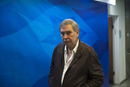 FILE PHOTO - Director of the Mossad, Tamir Pardo arrives for the weekly cabinet meeting in Jerusalem February 22, 2015. REUTERS/Ronen Zvulun