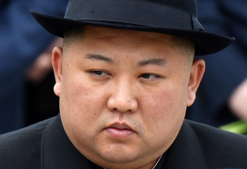 <p>Molto vicino a una monarchia assoluta è lo stato della Corea del Nord, guidato dal ‘leader’ Kim Jong-Un. Come la Corea del Nord, anche Cina, Cuba, Eritrea, Laos e Vietnam sono nazioni monopartitiche per costituzione. (foto: Getty Images) </p>