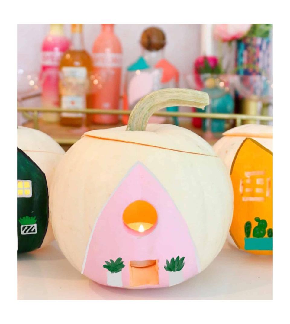 DIY Mini Playhouse Pumpkins