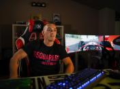 Christian Vidal, más conocido como Thetoretegg1, vive igualmente en Andorra. Este <em>streamer</em>, que se dedicaba al motociclismo y llegó a competir en el Mundial de Superbikes, es un especialista en videojuegos como ‘Call of Duty’ o ‘Fortnite’. (Foto: Instagram / <a href="http://www.instagram.com/p/CIamHSZnMQK/" rel="nofollow noopener" target="_blank" data-ylk="slk:@christian.vidal3;elm:context_link;itc:0;sec:content-canvas" class="link ">@christian.vidal3</a>).