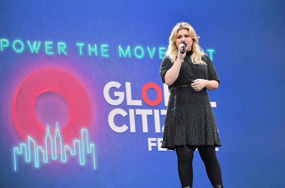 US singer and television presenter Kelly Clarkson speaks onstage at the 2019 Global Citizen Festival: Power The Movement in Central Park in New York on September 28, 2019. (Photo by Angela Weiss / AFP)        (Photo credit should read ANGELA WEISS/AFP/Getty Images)