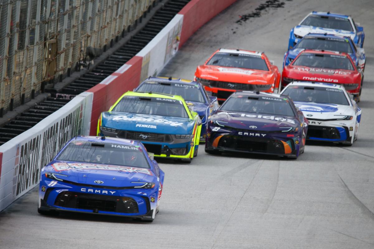 NASCAR Bristol predictions 2024 Expert picks for Cup Series race