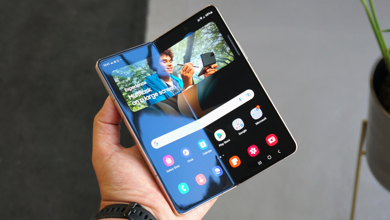  Samsung Galaxy Z Fold 4 