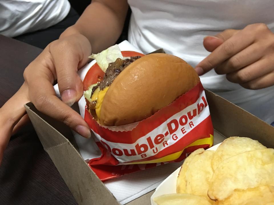 Hamburguesa de la cadena californiana ‘In-n-Out Burger’. Foto: Getty Image. 