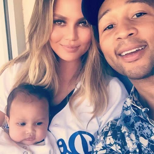Chrissy's been using a weight trainer since the arrival of daughter Luna, with husband John Legend. Photo: Instagram/chrissyteigen