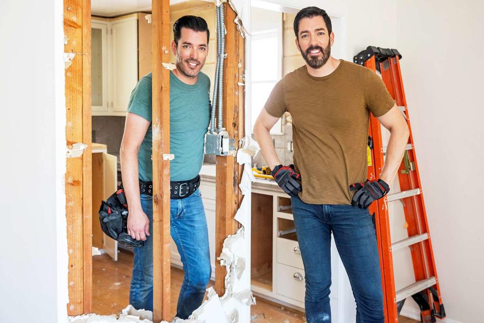 <p>HGTV</p> Drew and Jonathan Scott are joined by a fresh set of celebrity guests in season of 