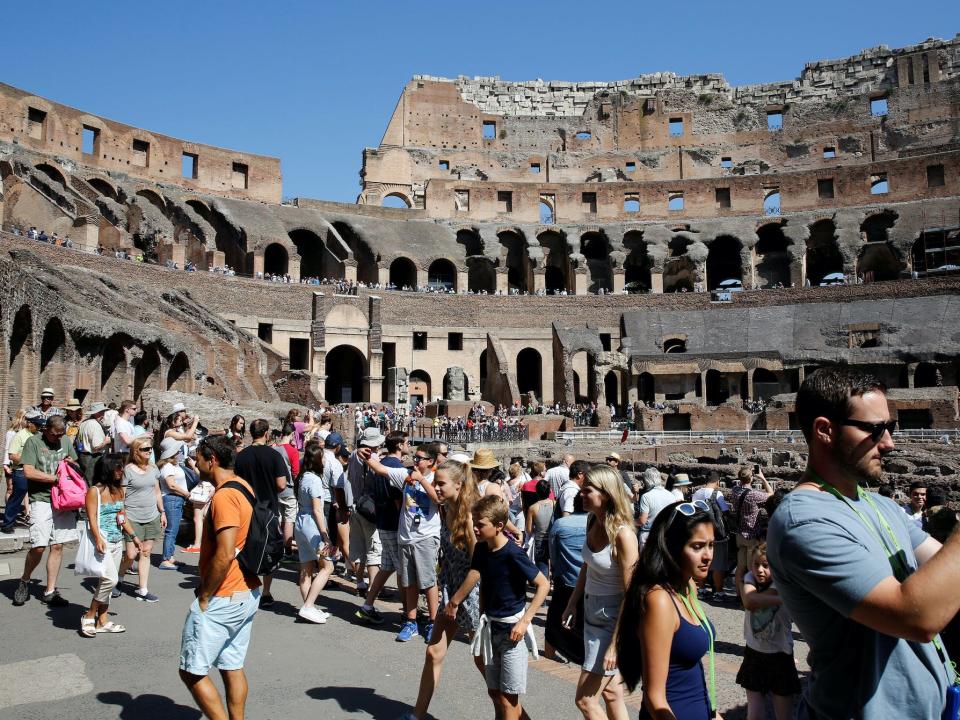 tourists at the colosseum .JPG