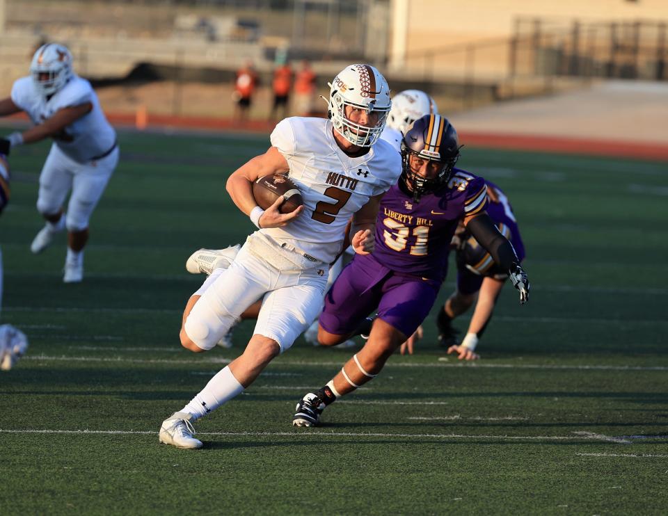 Hutto quarterback Will Hammond put his name in the record books with 719 passing yards against Liberty Hill on Friday. That ranks as the No. 3 single-game passing mark in the history of Texas high school football.