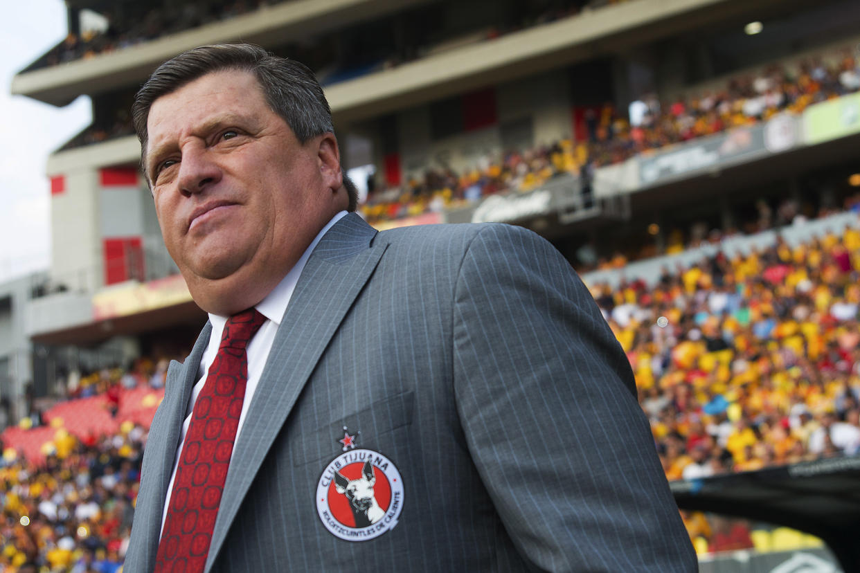 Miguel Herrera durante un partido con Tijuana en mayo de 2017, contra Morelia. (Carlos Cuin/Jam Media/LatinContent via Getty Images)