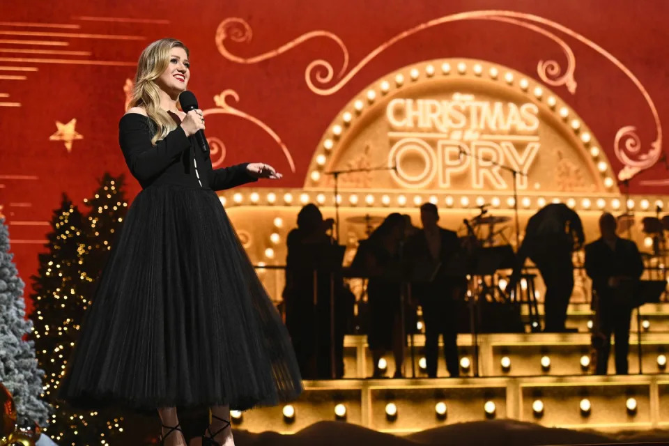 christmas at the opry season 1