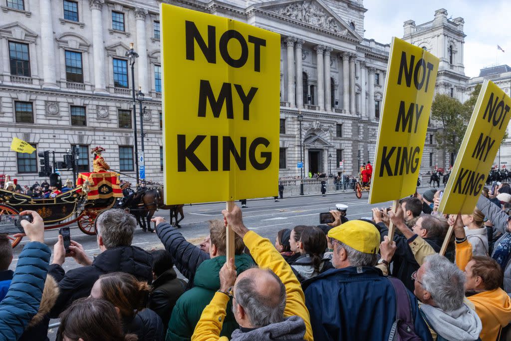 republic protest at state opening of parliament london