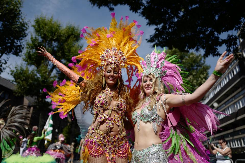 Revellers enjoy the warmth at Carnival 2017. (Getty Images)