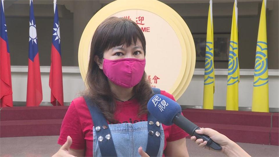 游淑慧怒揭「確診者等不到救護車」　 北市收治能量遭質疑　黃珊珊回應了