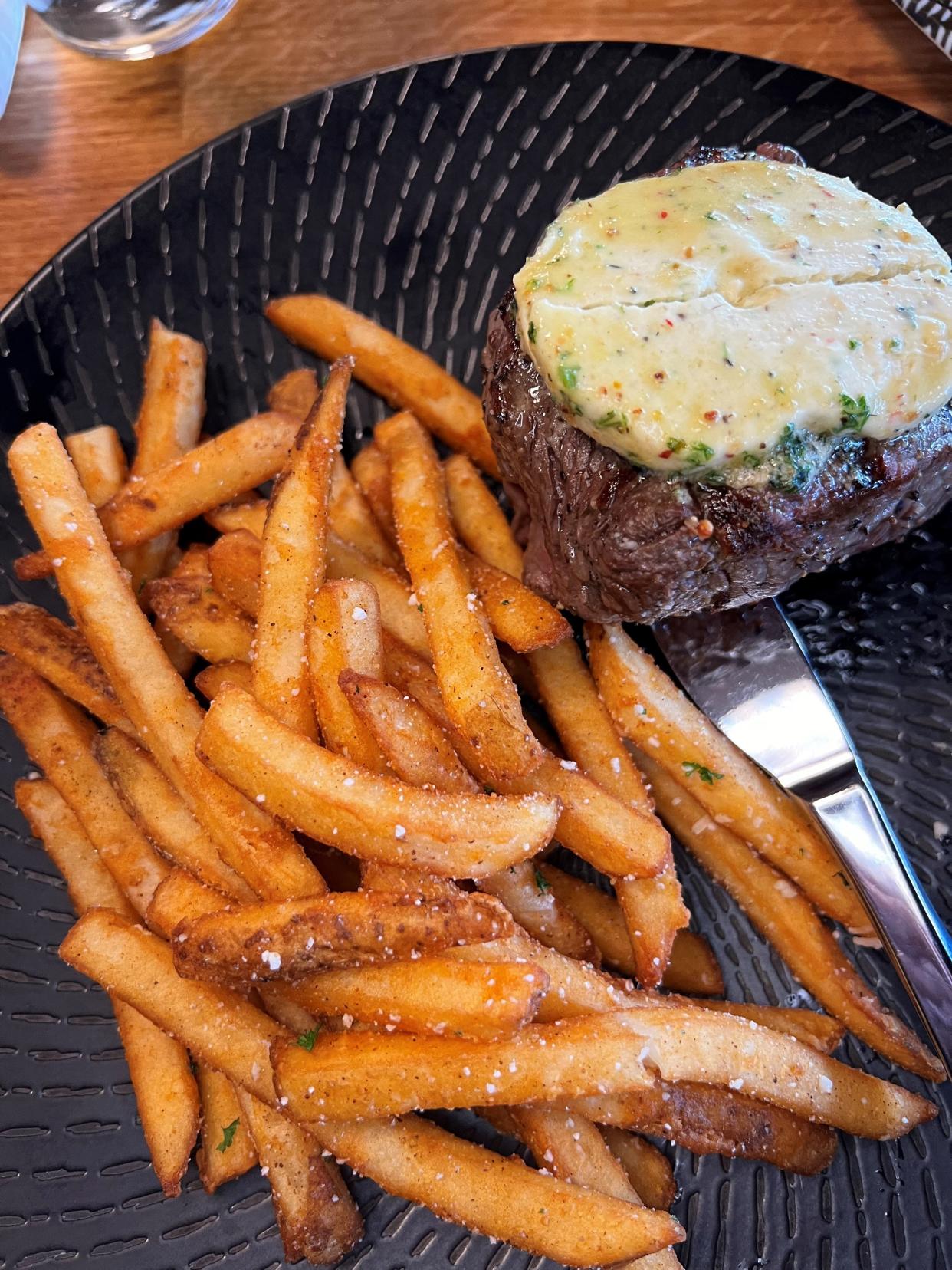 The steak frites at Putts & Pins are surprisingly great.