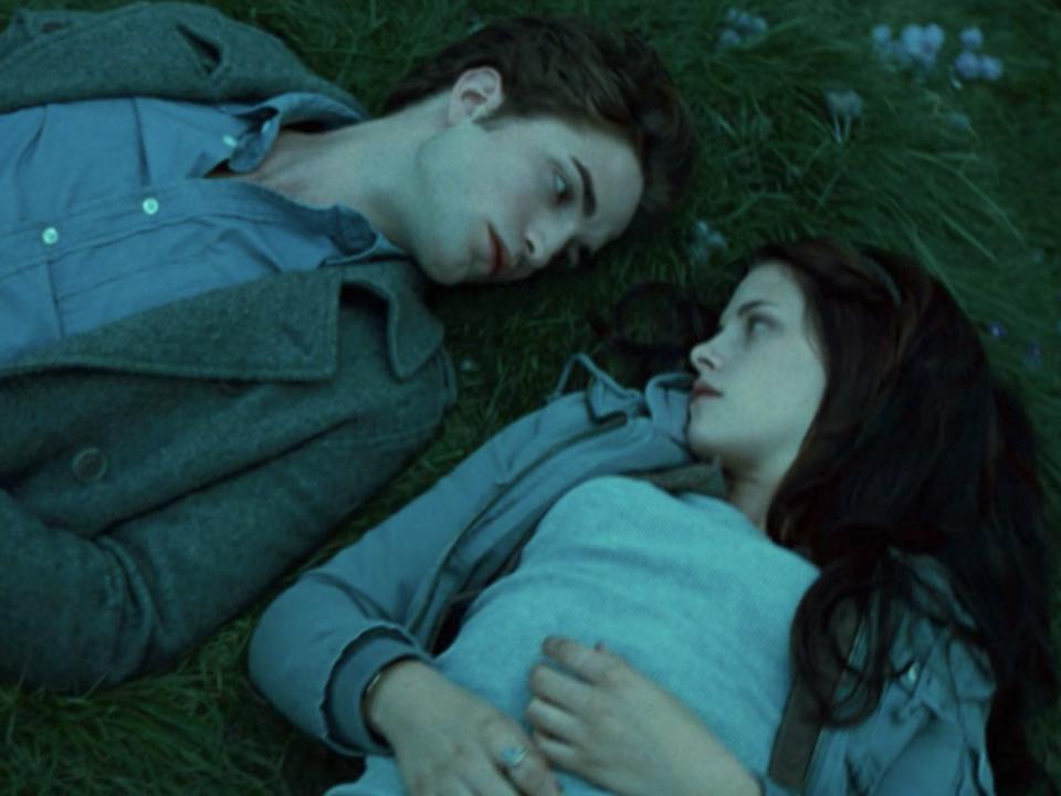 edward bella meadow twilight