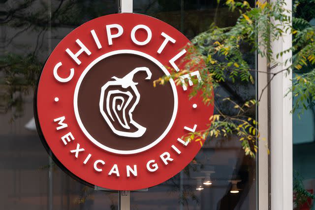 <p>Jeenah Moon/Bloomberg via Getty Images</p> A Chipotle restaurant