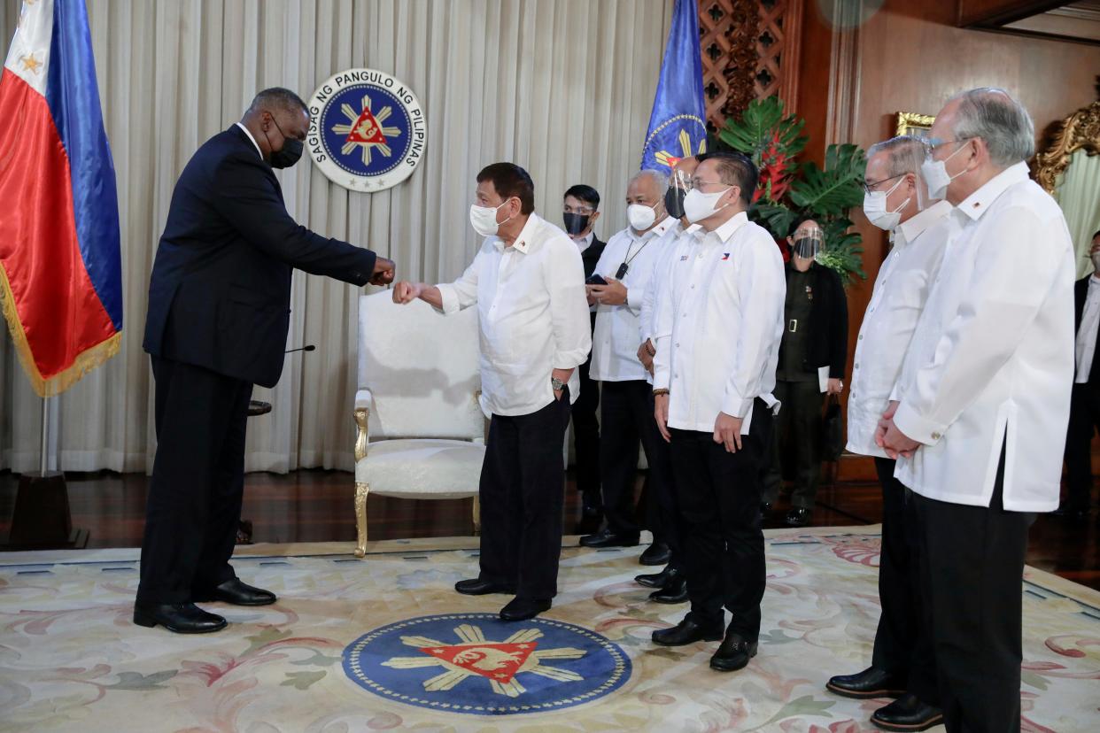 Philippines Asia US Defense (Malacanang Presidential Photographers Division)