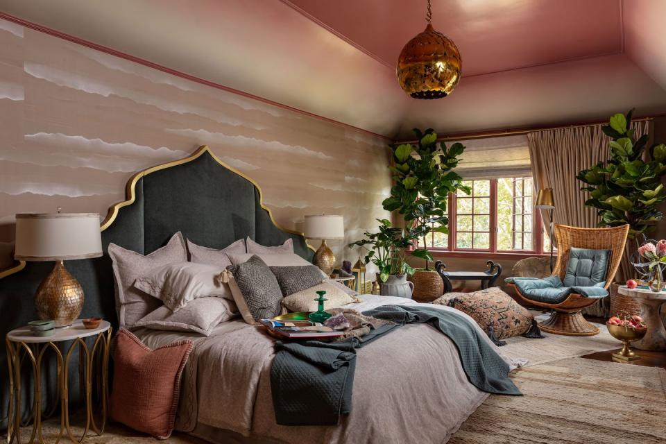 kips bay decorator show house dallas 2023 kmnelson design bedroom
