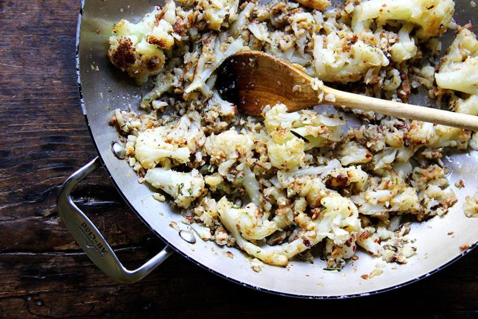 Pasta with Slow-Cooked Cauliflower, Anchovies, and Garlic?yhoo=true