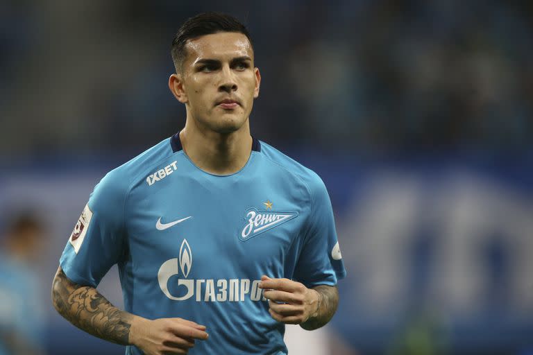 Leandro Paredes con la casaca de Zenit de San Petersburgo, donde jugó una temporada y media