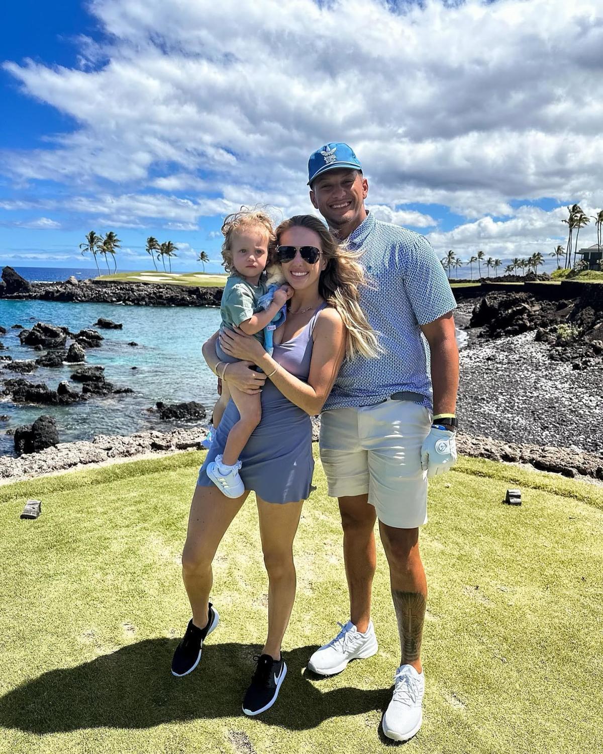 IN PHOTOS: Patrick Mahomes, wife Brittany Matthews and daughter Sterling  enjoy relaxing day on beach