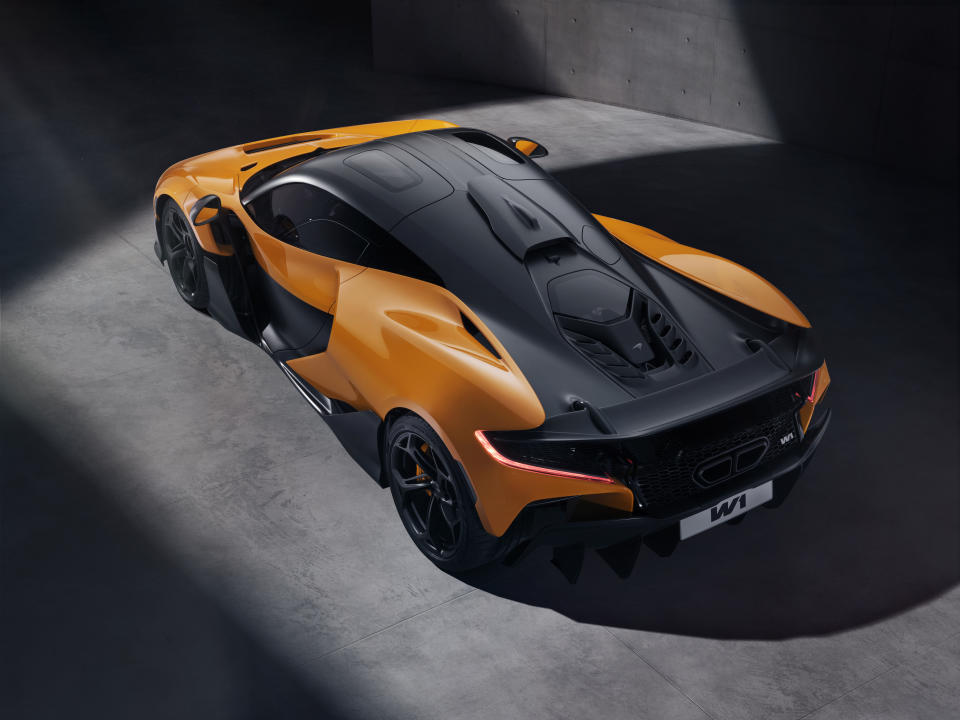 Mobil hybrid McLaren W1 (Kredit: McLaren)