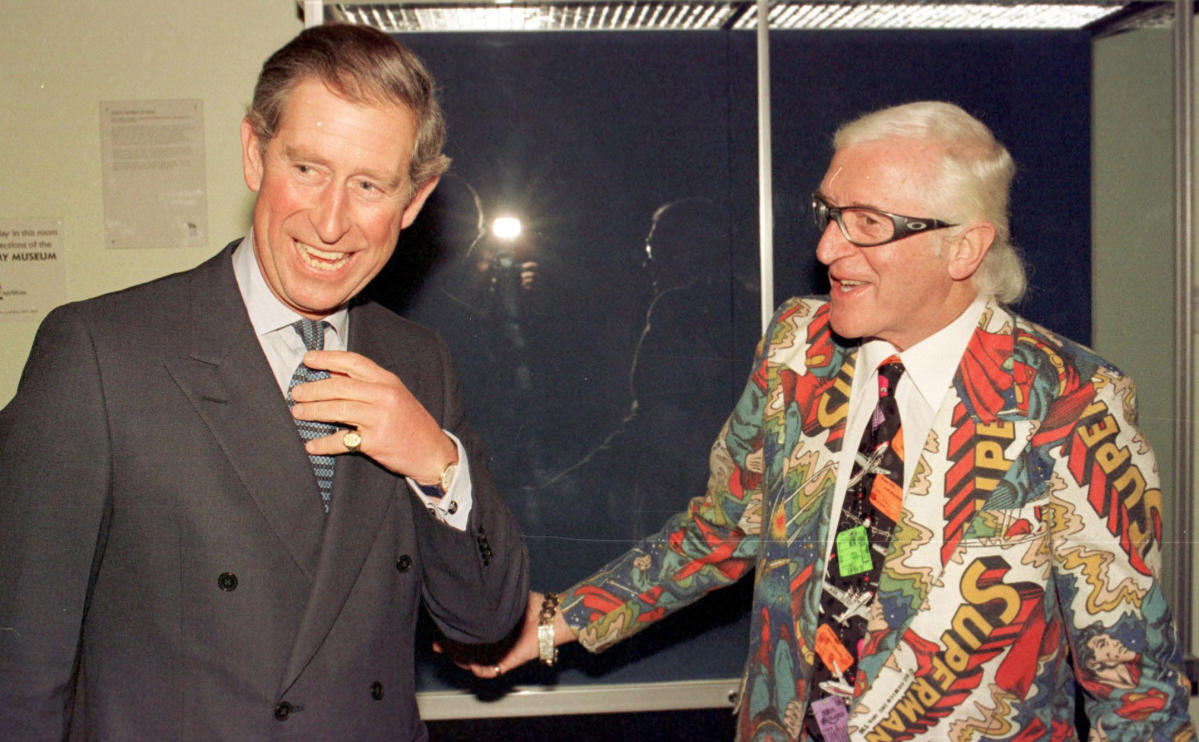 Jimmy Savile Documentary Viewers Shocked At Disgraced Stars Close Links To Royals 