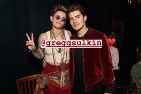 Gregg Sulkin, Paris Jackson