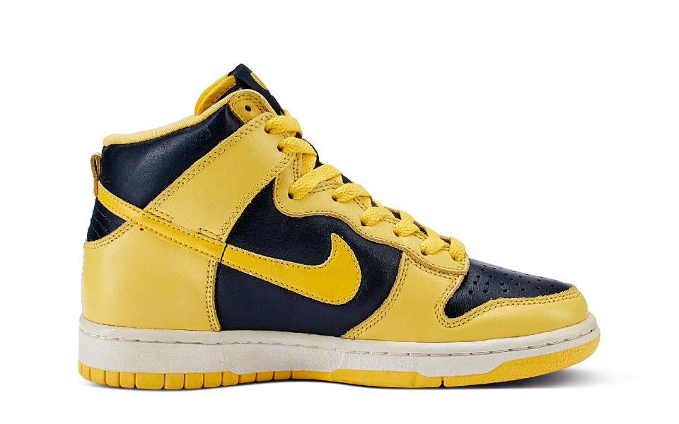Nike Dunk High ‘Wu-Tang’ (1999) (Medial). Credit: Sotheby’s