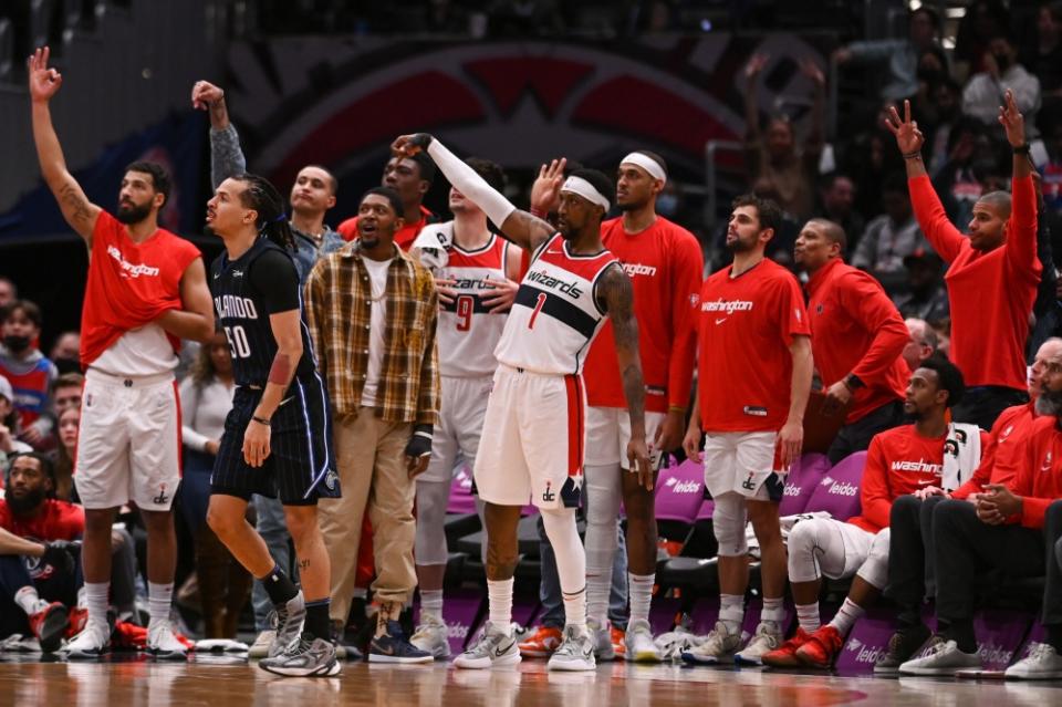 Wizards bench