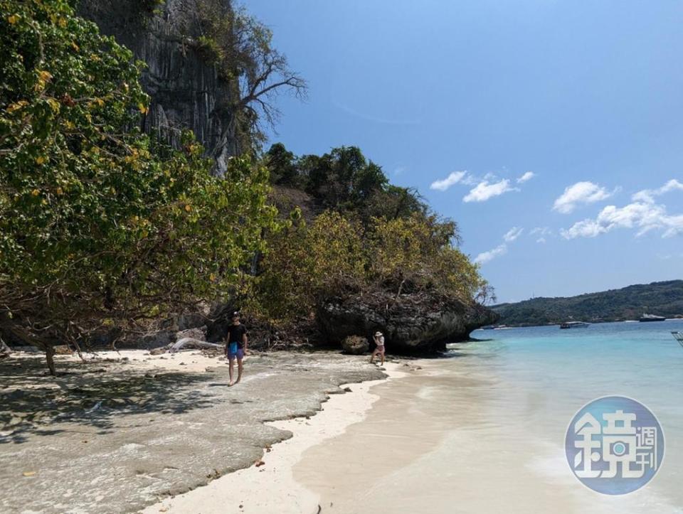 猴子沙灘也是許多遊客會登島的島嶼。