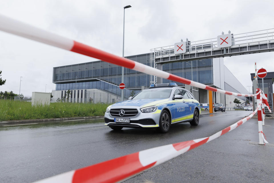 Bei Schüssen auf einem Werksgelände von Mercedes-Benz in Sindelfingen gab es Tote. 