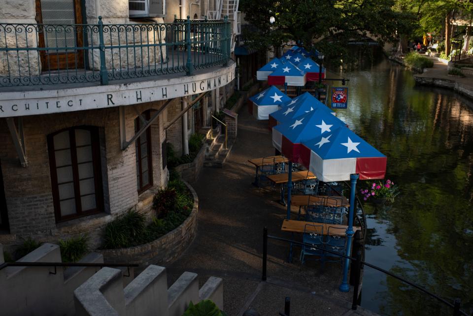 Restaurants are empty on the river walk on April 1, 2020, in downtown San Antonio, Texas, amid the novel coronavirus outbreak.&nbsp; (Photo: MARK FELIX via Getty Images)