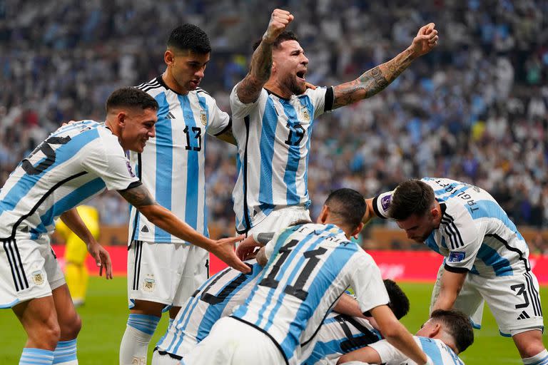 El festejo del primer gol de Argentina