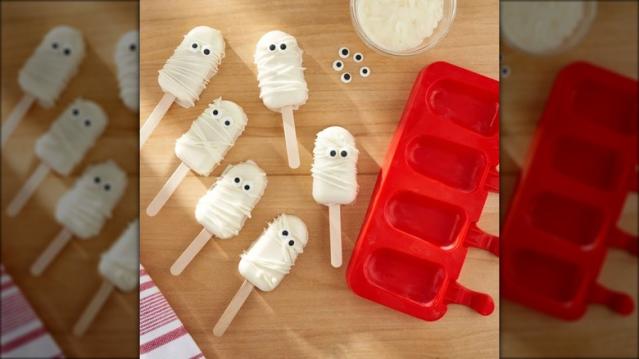 Halloween Coffin Cakesicles