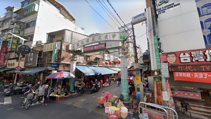 臨江街4、５年前曾有一波倒店潮，不少房東降租後才穩住商圈。（圖／翻攝自Google　Map）