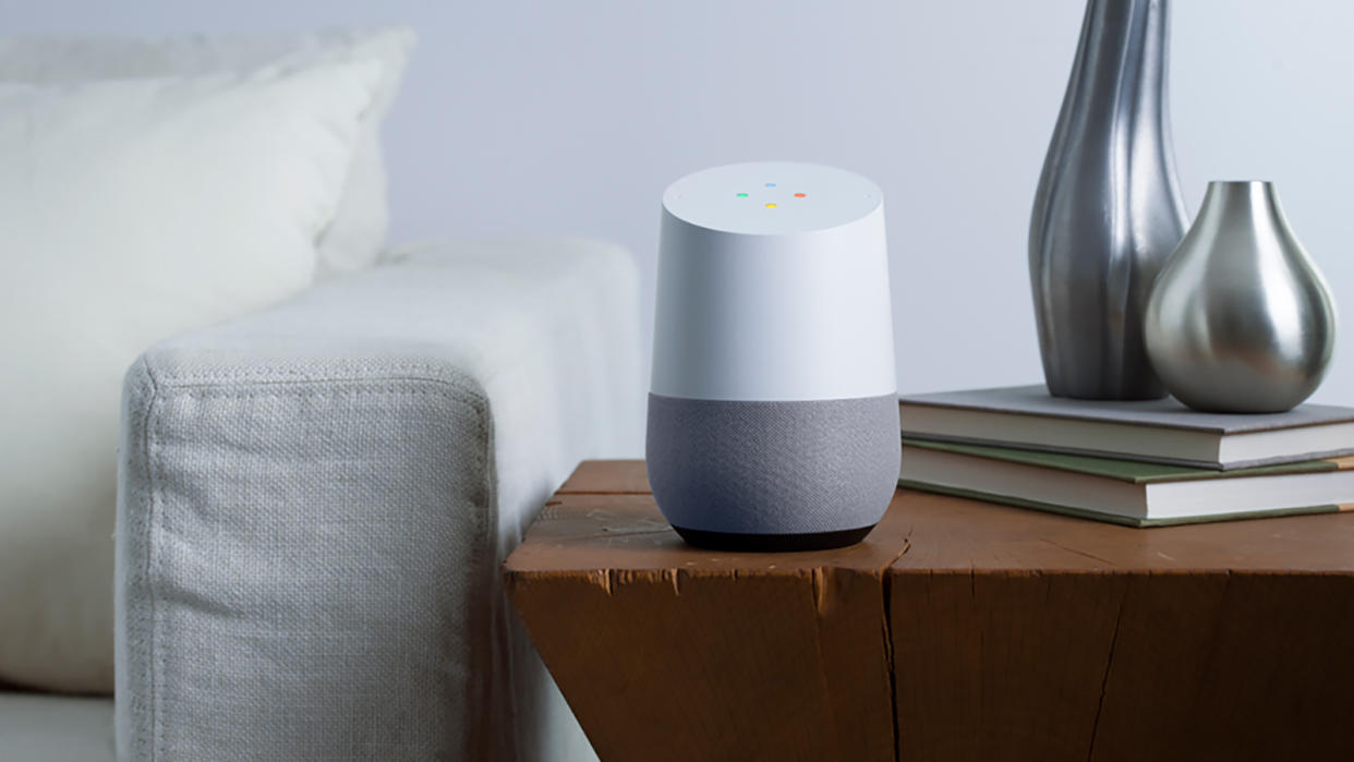  Google Home. 