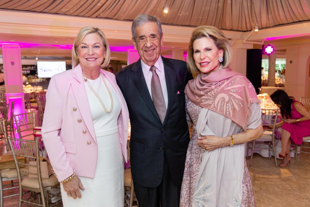 usan Ford Bales, David Brodsky and Nancy Brinker at the Promise Fund of Florida Major Donor Dinner and Award Celebration at Club Colette on March 13.
