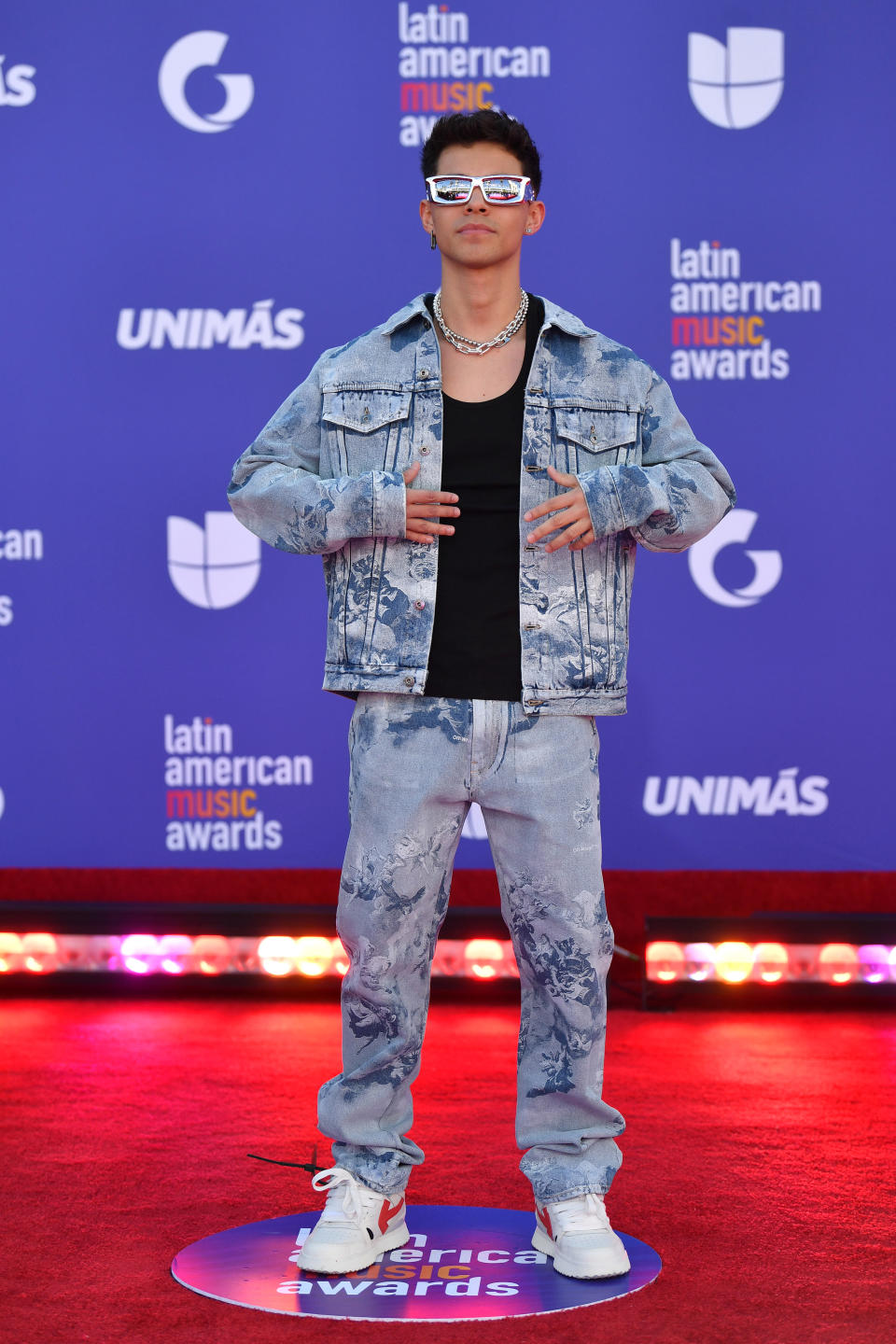 LAS VEGAS, NEVADA - APRIL 20: Alex Hoyer attends the 2023 Latin American Music Awards at MGM Grand Garden Arena on April 20, 2023 in Las Vegas, Nevada. (Photo by Denise Truscello/WireImage)