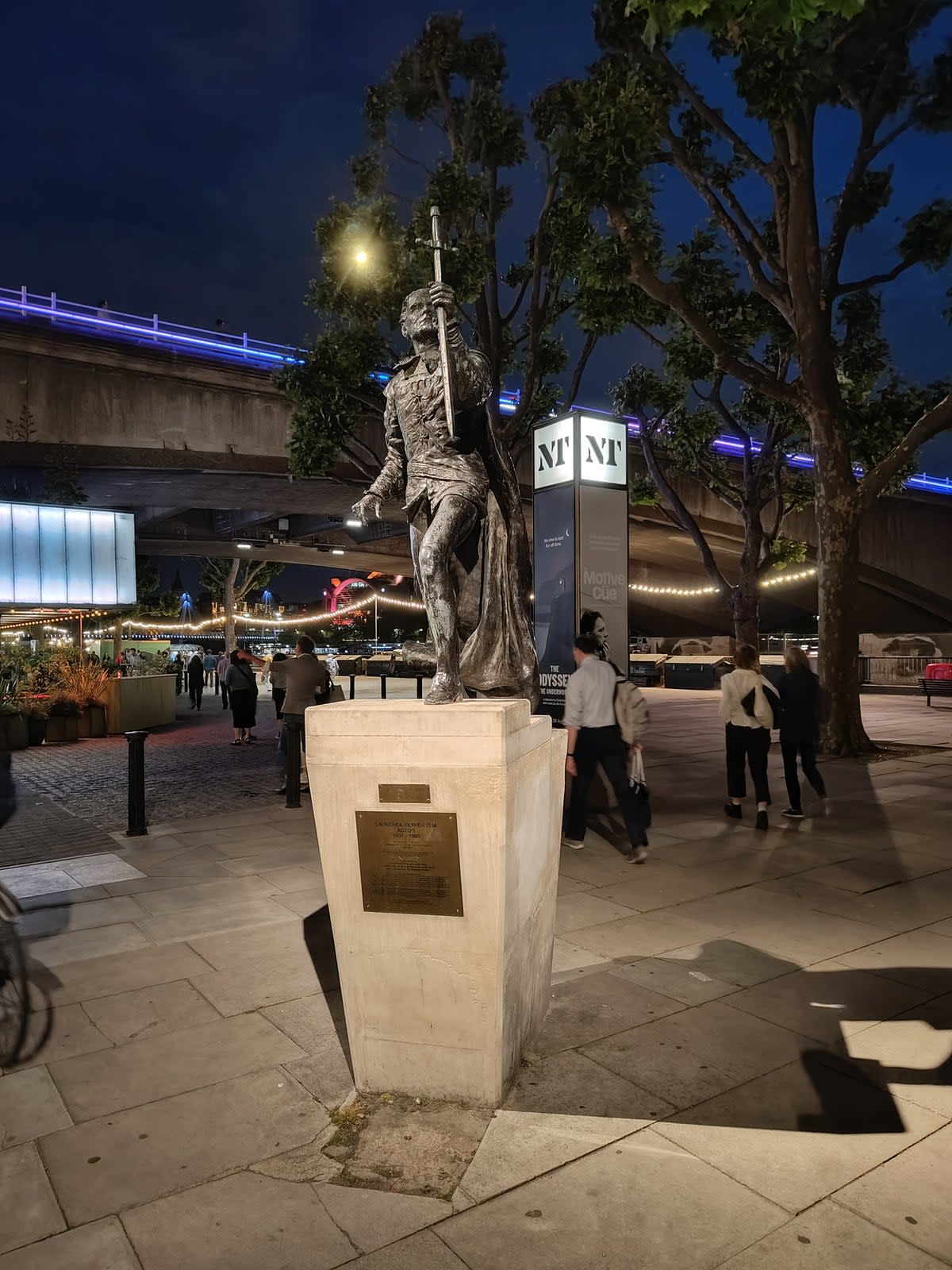 The statue of Laurence Olivier, the National Theatre's first director, on the South Bank (David Phelan)