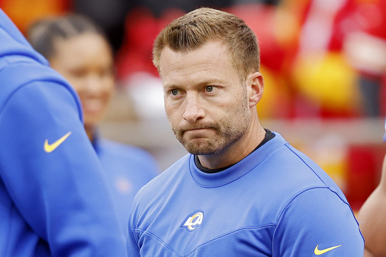 KANSAS CITY, MISSOURI - NOVEMBER 27: Head coach Sean McVay of the Los Angeles Rams reacts before a game against the Kansas City Chiefs at Arrowhead Stadium on November 27, 2022 in Kansas City, Missouri. (Photo by David Eulitt/Getty Images)