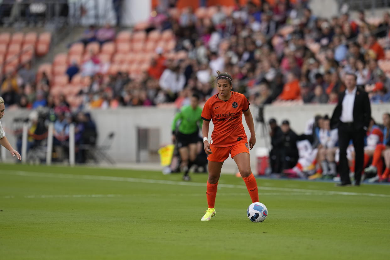 Houston Dash forward Maria Sanchez (7) during an NWSL Challenge Cup soccer match, Sunday, March 20, 2022, in Houston. (AP Photo/Matt Patterson)