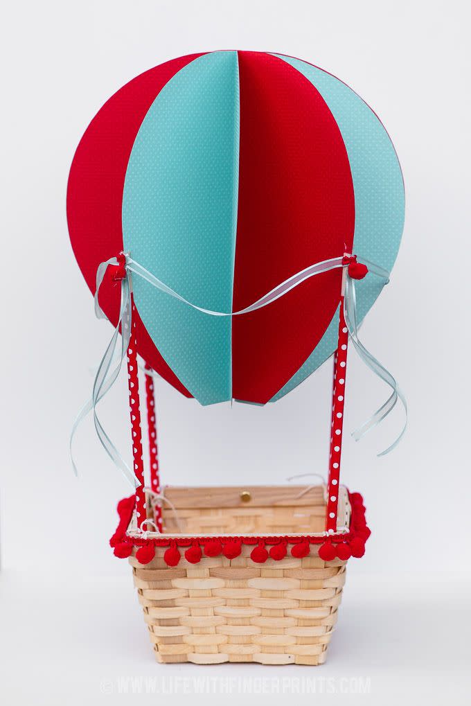 hot air balloon diy valentines day boxes