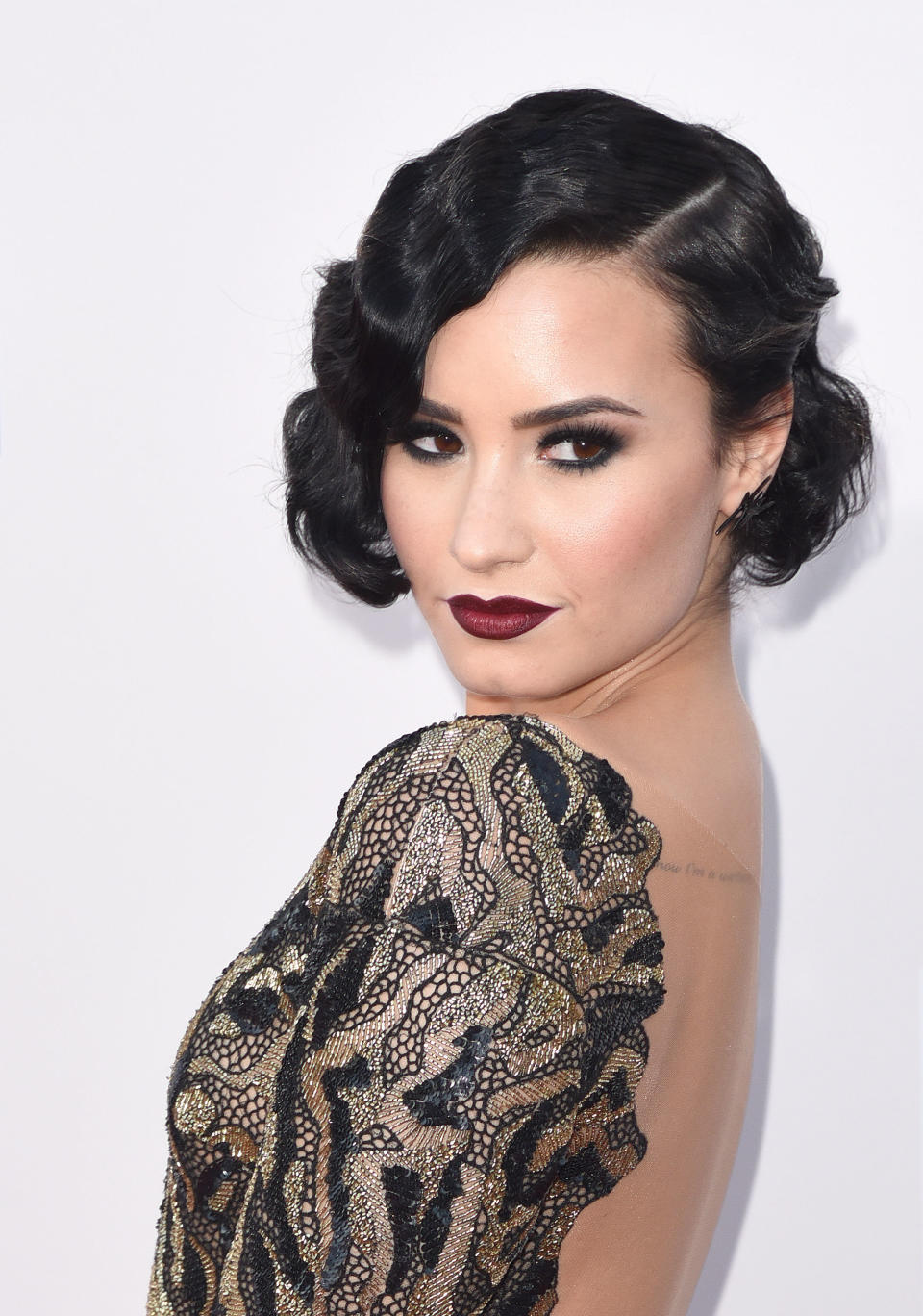 Demi Lovato attends&nbsp;the 2015 American Music Awards.