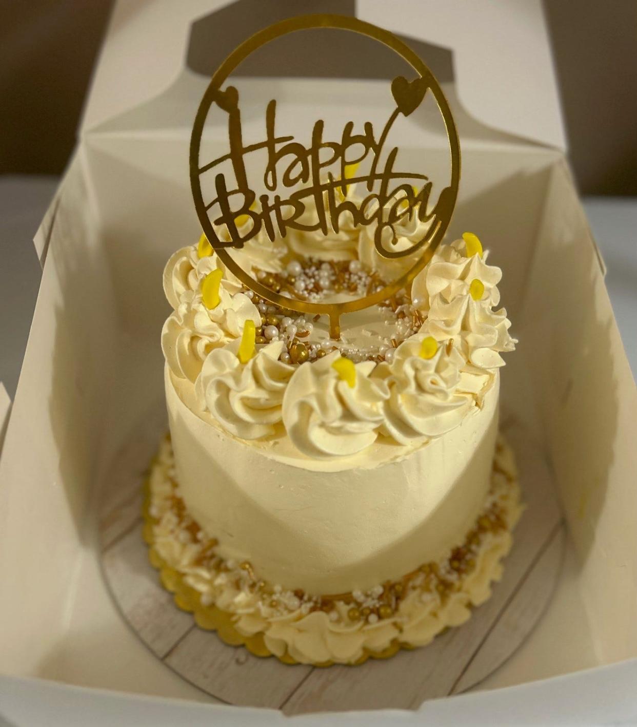 Sweet Boozy Cakes offers a variety of flavors including Banana Rum Pudding Cake, with banana sprinkles. On Oct. 6, 2023, Sweet Boozy Cakes celebrated its grand opening in the business’ new permanent location in Railroad Square.