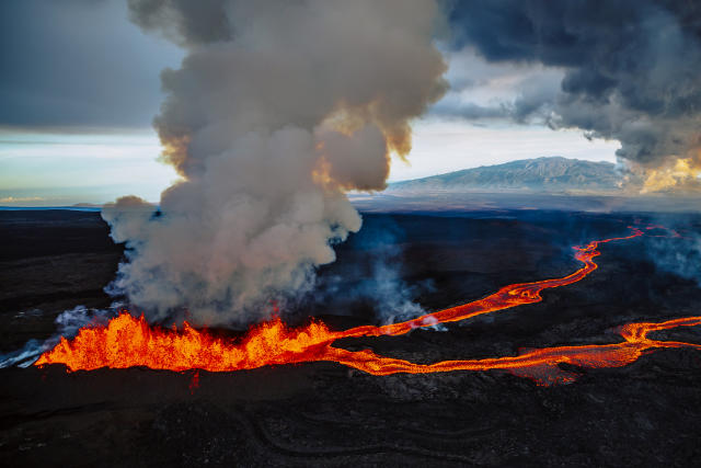 Lava From Hawaiis Mauna Loa Volcano Eruption Oozes Toward Major Highway
