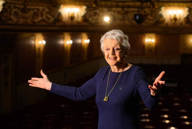 Angela Lansbury death