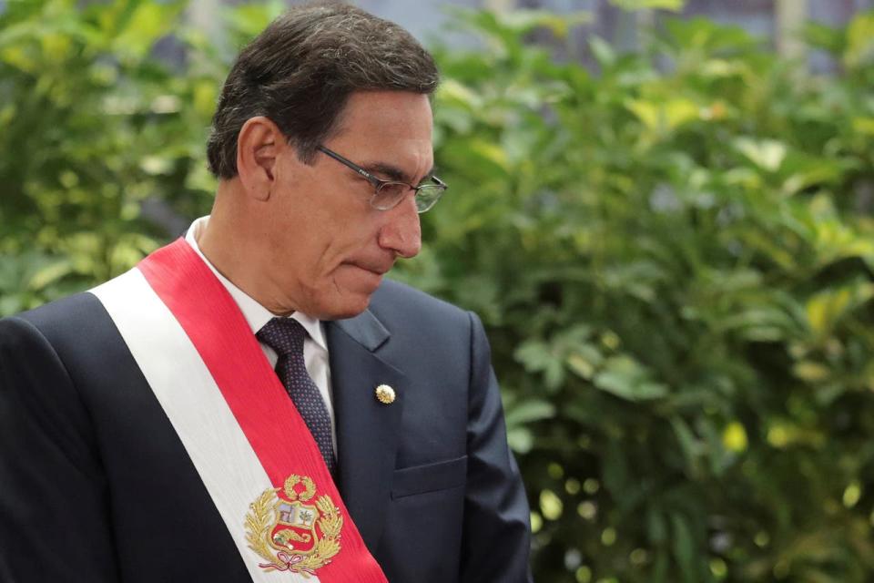 El presidente peruano, Martín Vizcarra, asistió a la sesión en el Congreso